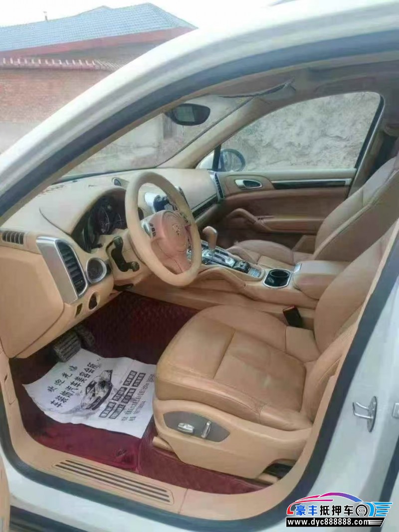 13年保时捷卡宴轿车抵押车出售