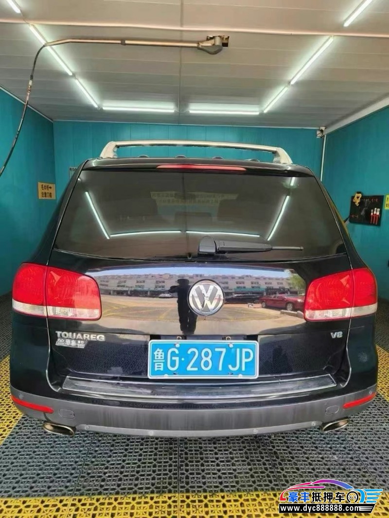 13年大众途锐轿车抵押车出售