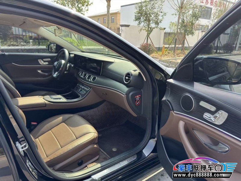 20年奔驰E轿车抵押车出售