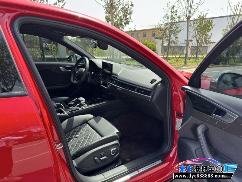 21年奥迪S4轿车抵押车出售