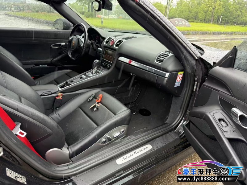 16年保时捷Boxster轿车抵押车出售