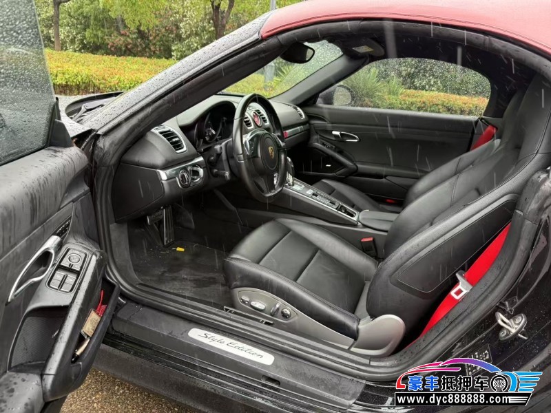 16年保时捷Boxster轿车抵押车出售