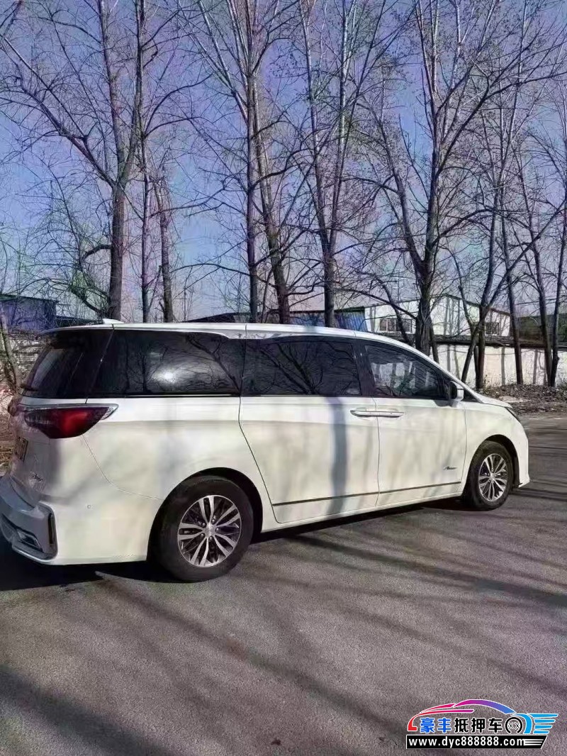 20年别克GL8轿车抵押车出售