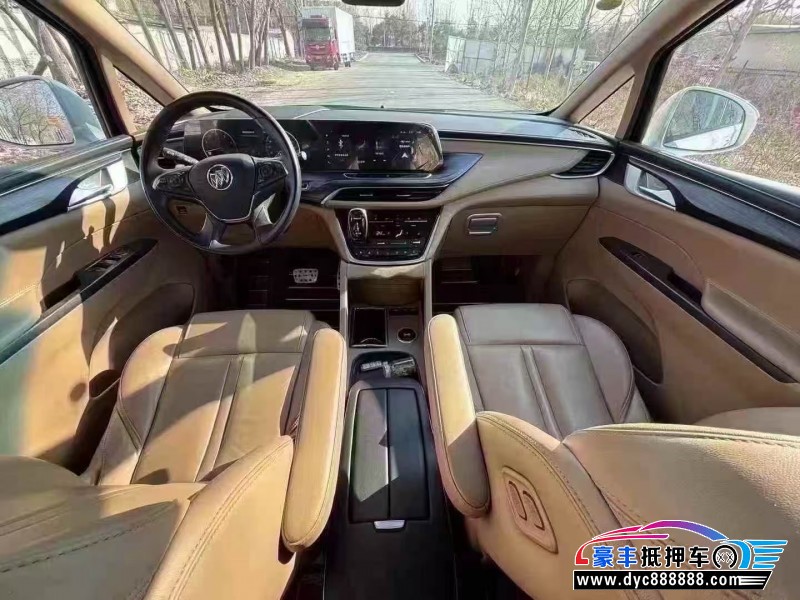 20年别克GL8轿车抵押车出售