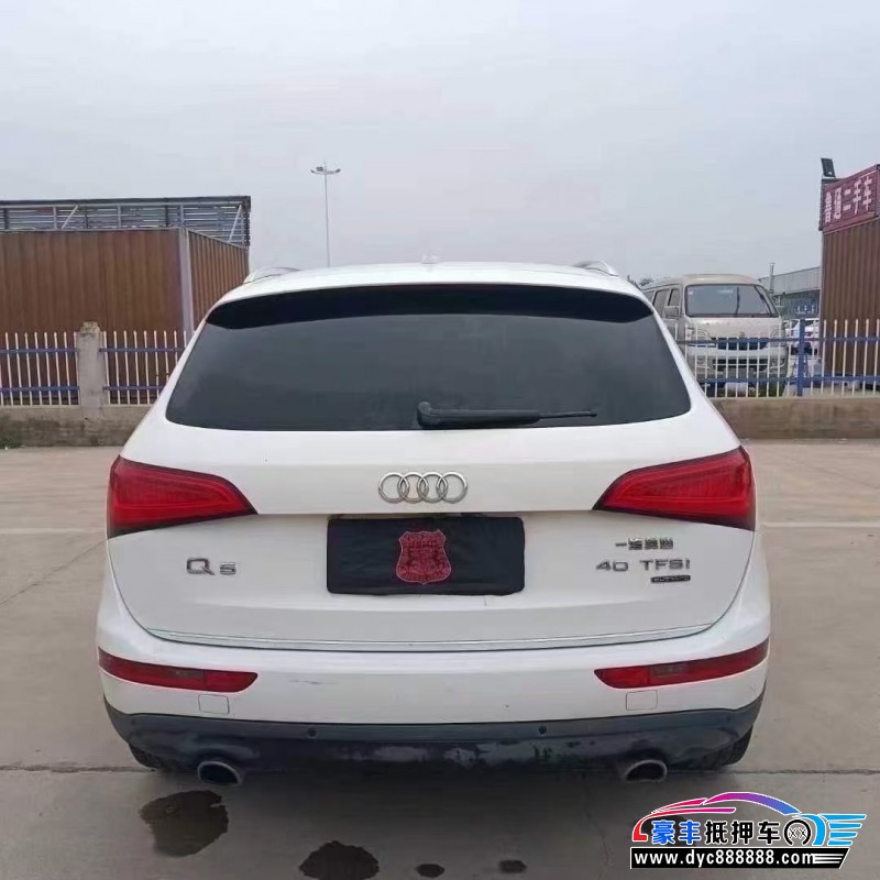 17年奥迪Q5轿车抵押车出售
