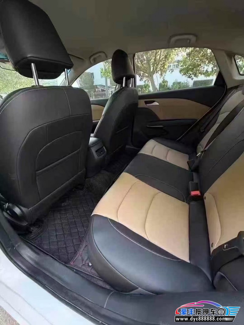 20年雪佛兰科鲁泽轿车抵押车出售