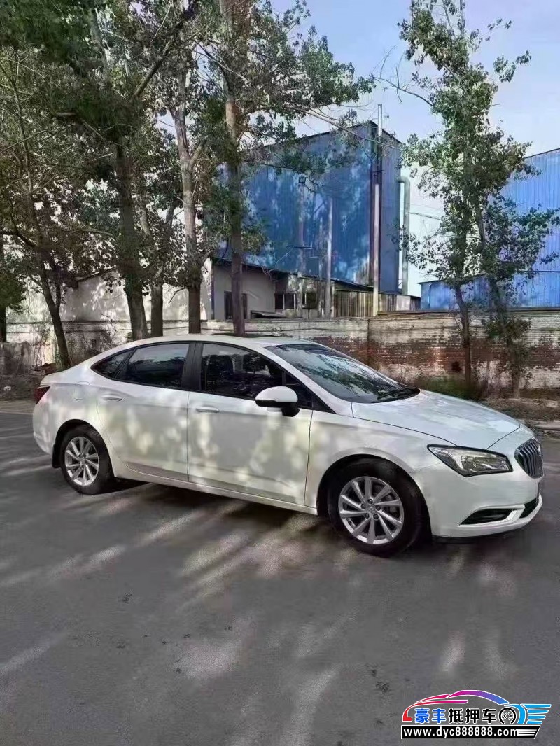17年别克威朗轿车抵押车出售