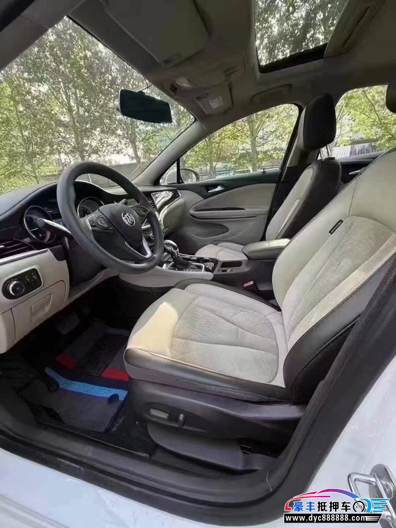 17年别克威朗轿车抵押车出售