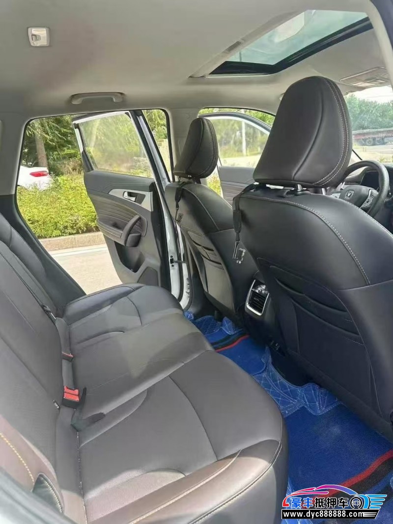 19年长安CS35轿车抵押车出售