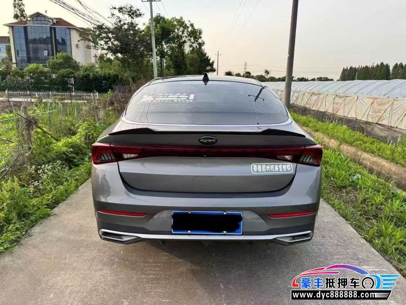 21年起亚K5轿车抵押车出售