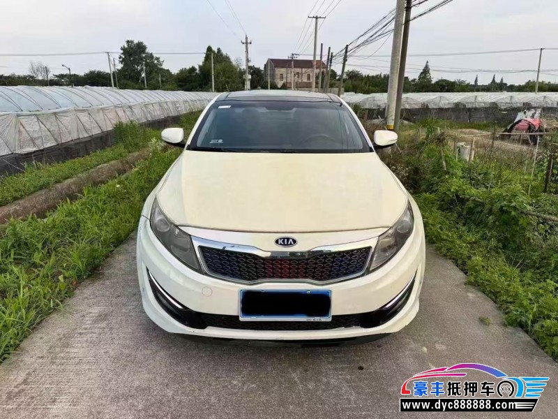 12年起亚K5轿车抵押车出售