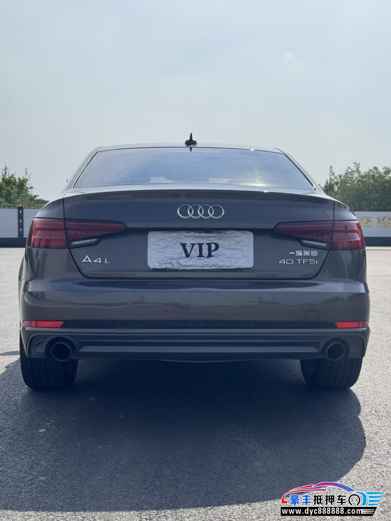 18年奥迪A4L轿车抵押车出售