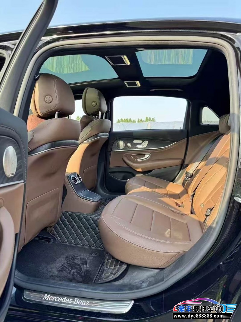 23年奔驰E轿车抵押车出售