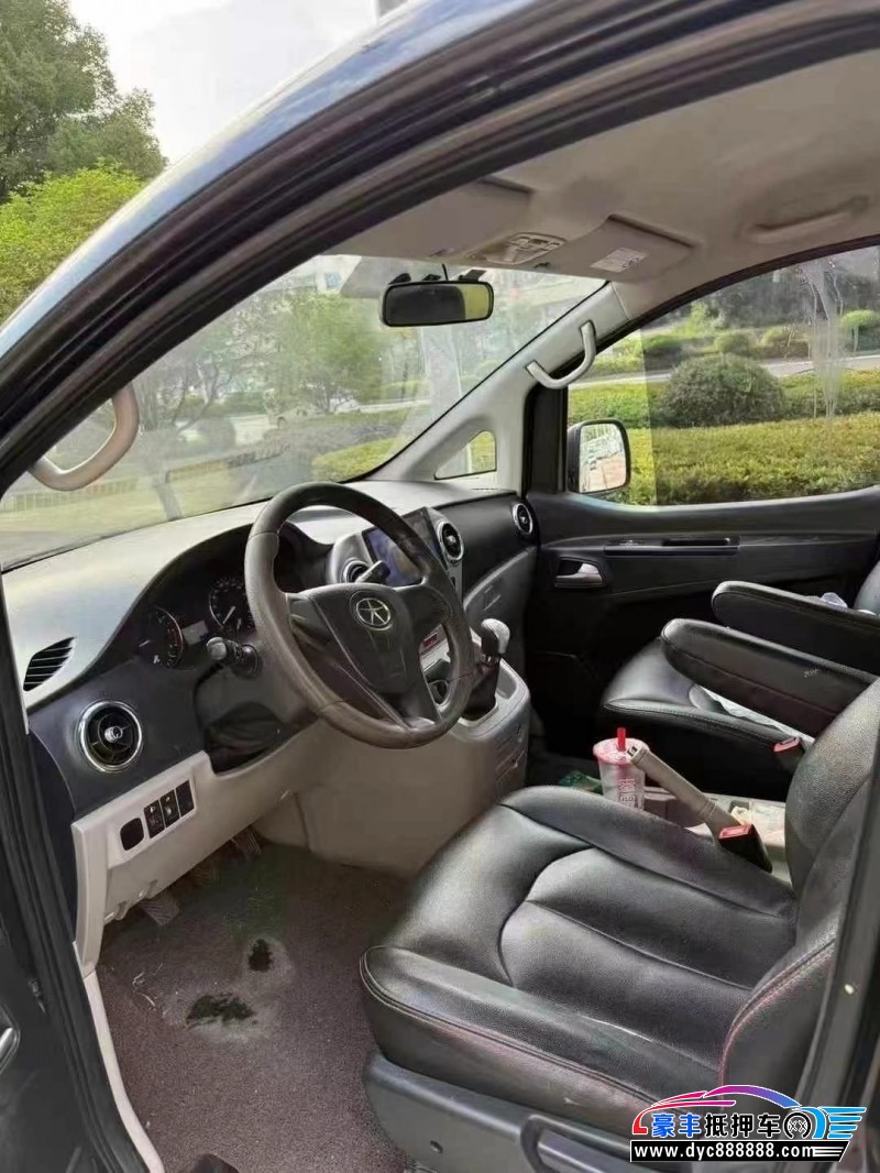 17年江淮瑞风M3轿车抵押车出售