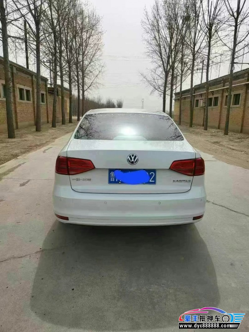 18年大众速腾轿车抵押车出售