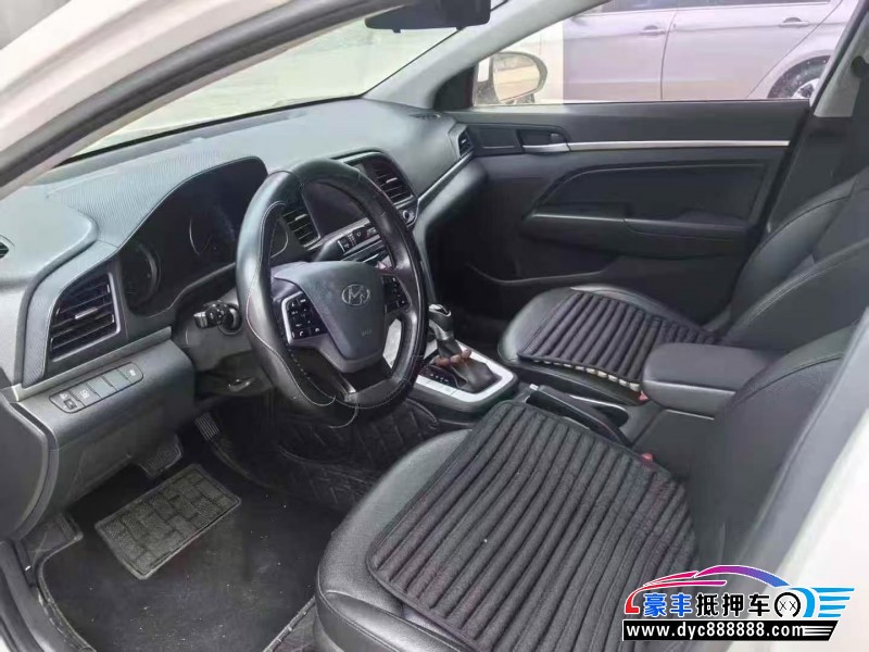 20年现代领动轿车抵押车出售