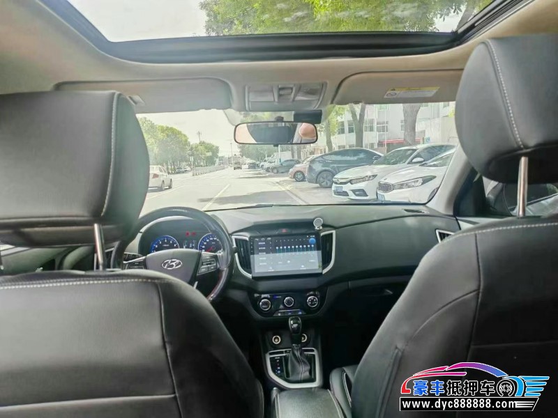 18年现代ix25轿车抵押车出售