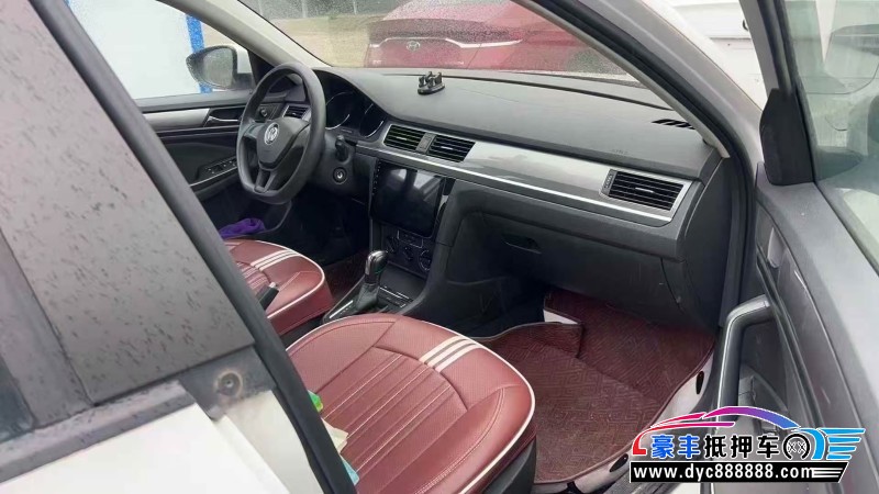 20年大众宝来轿车抵押车出售