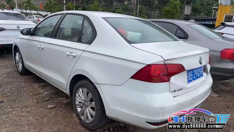 20年大众宝来轿车抵押车出售