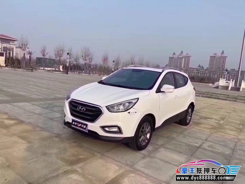 15年现代ix35轿车抵押车出售