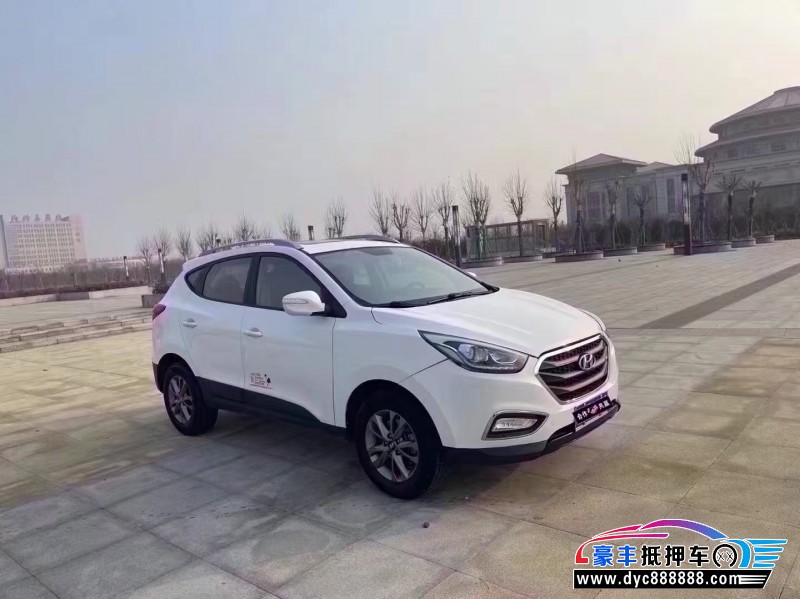 15年现代ix35轿车抵押车出售