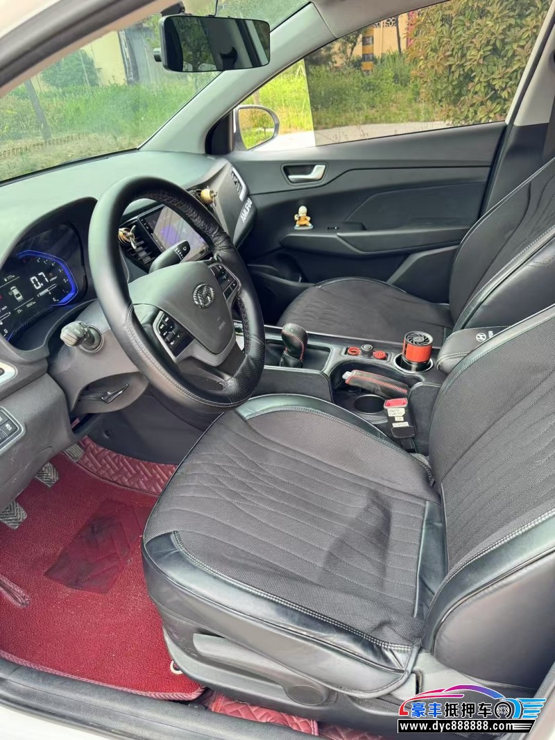 22年现代悦纳轿车抵押车出售