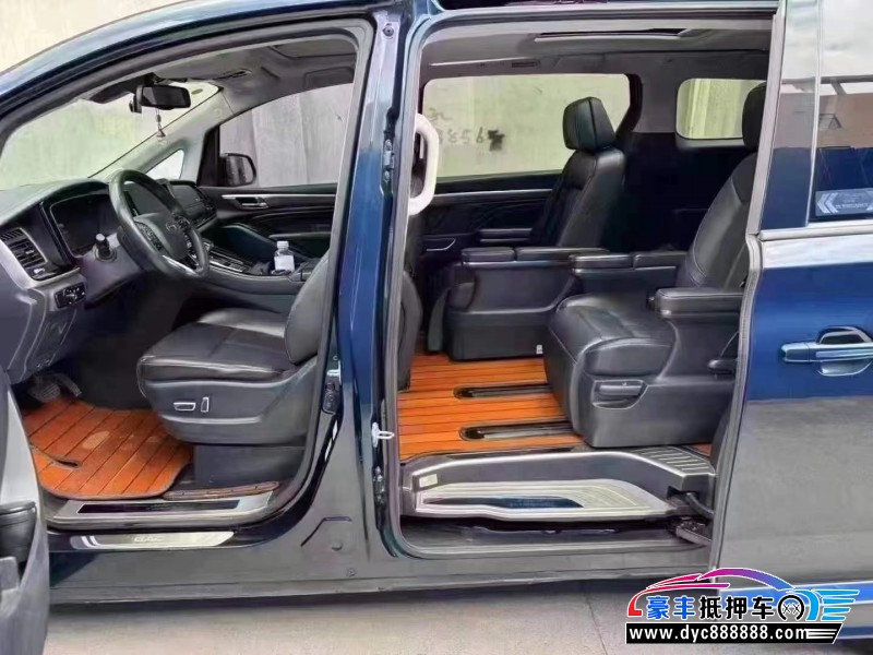 21年传祺M8轿车抵押车出售