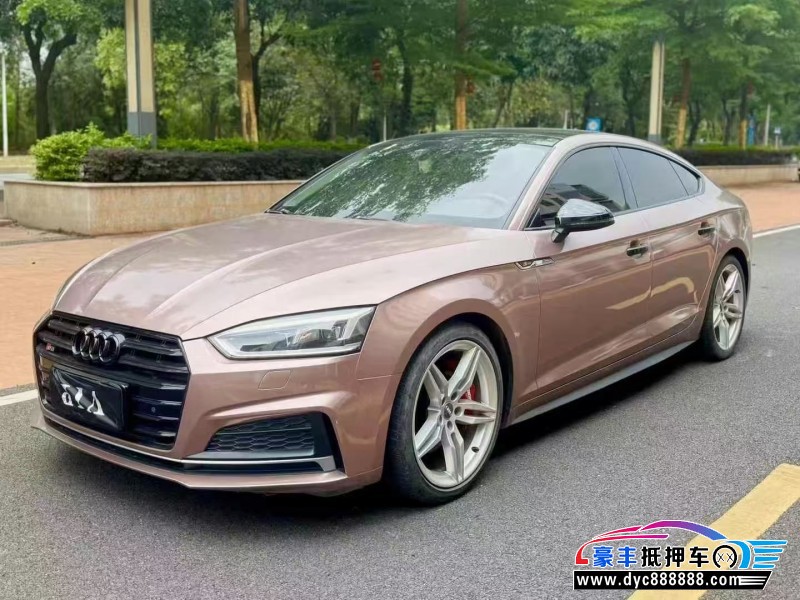 17年奥迪A5轿车抵押车出售