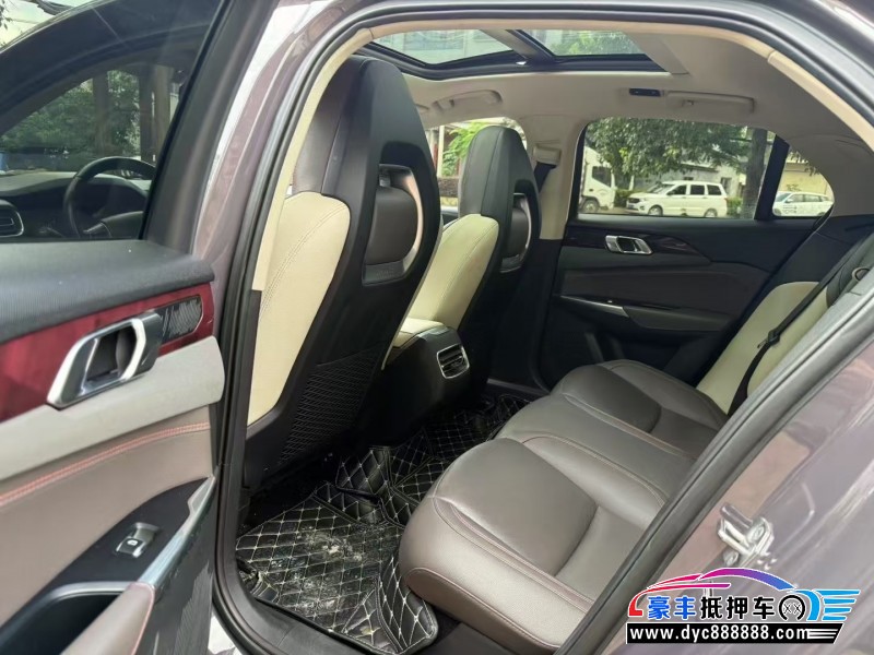 21年领克02轿车抵押车出售