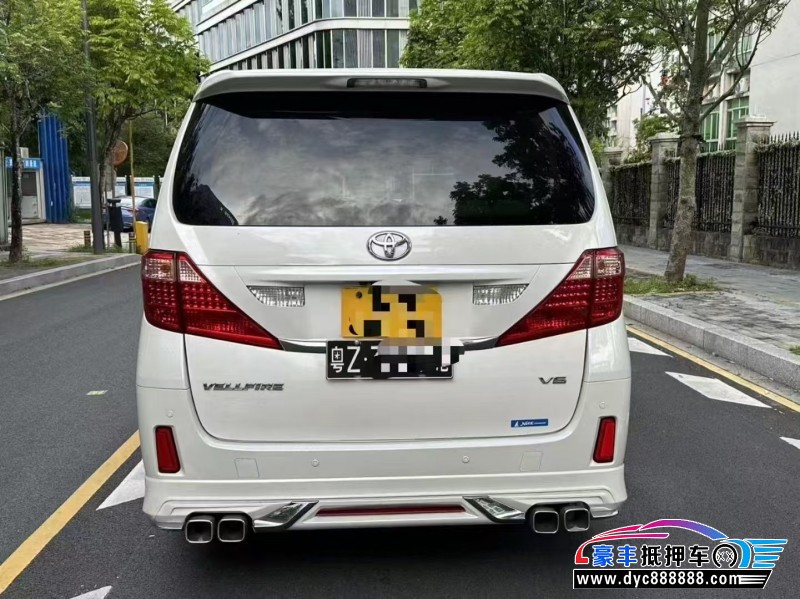 15年丰田威尔法轿车抵押车出售