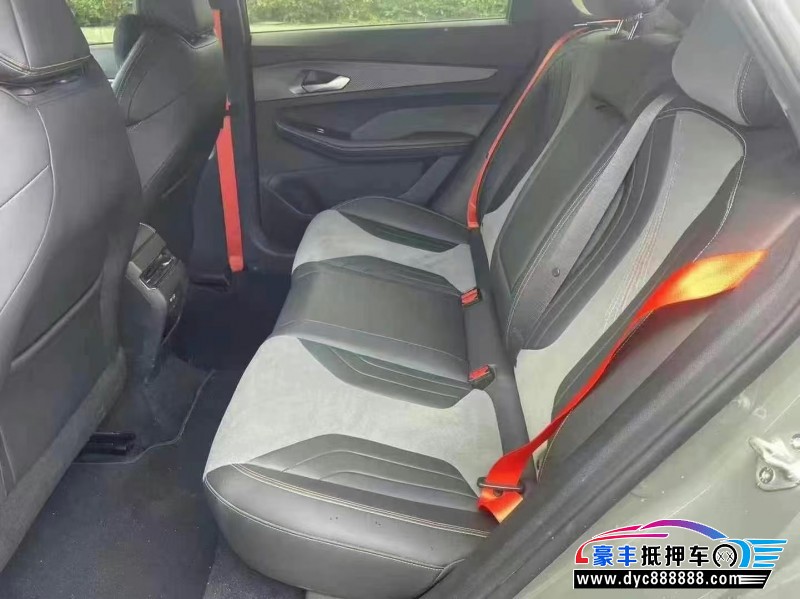 22年吉利缤瑞轿车抵押车出售