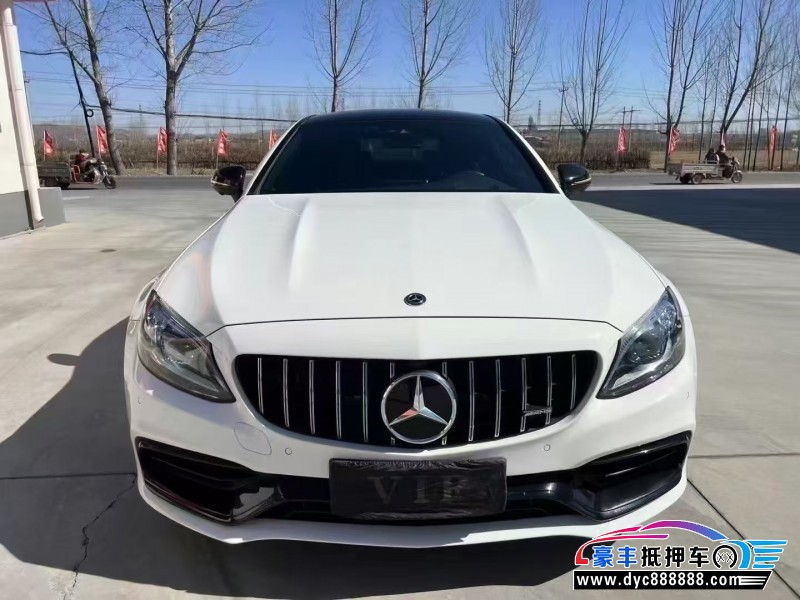 21年奔驰C轿车抵押车出售