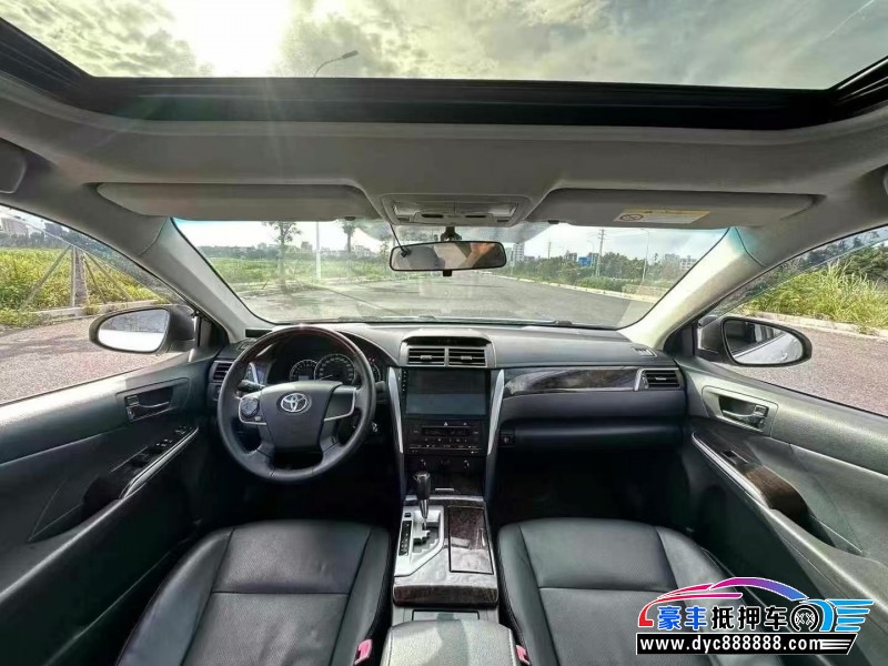 15年丰田凯美瑞轿车抵押车出售