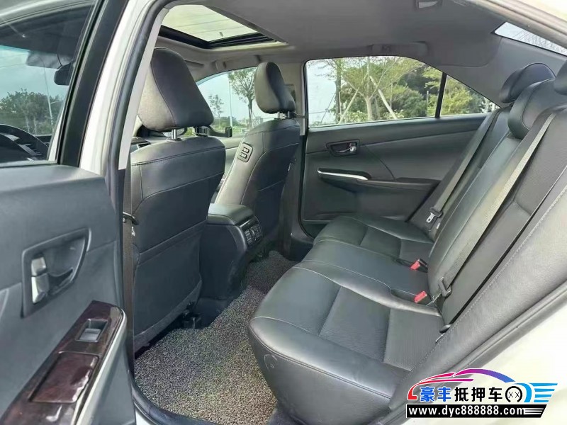 15年丰田凯美瑞轿车抵押车出售