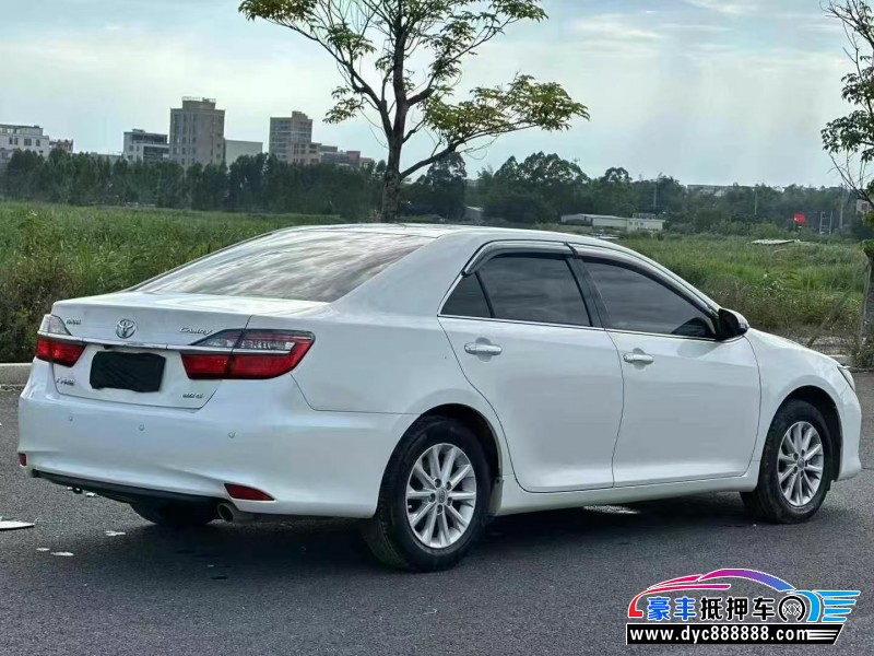 15年丰田凯美瑞轿车抵押车出售