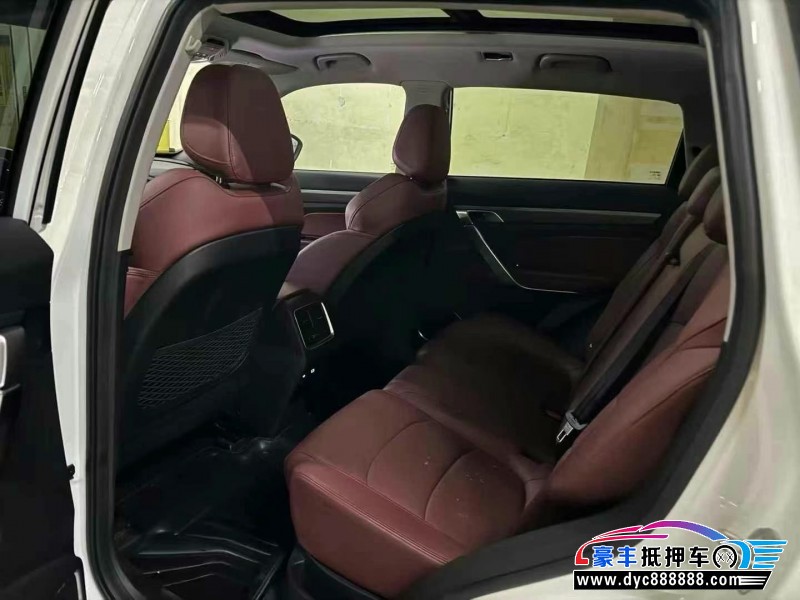 22年吉利博越轿车抵押车出售