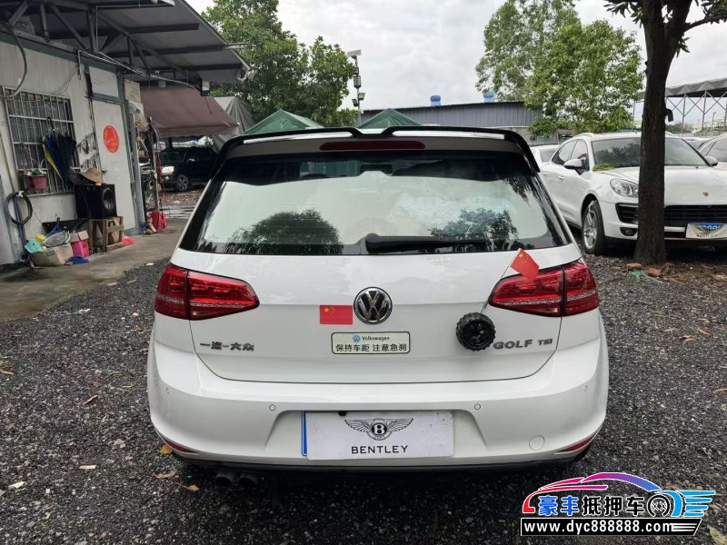 15年大众高尔夫轿车抵押车出售