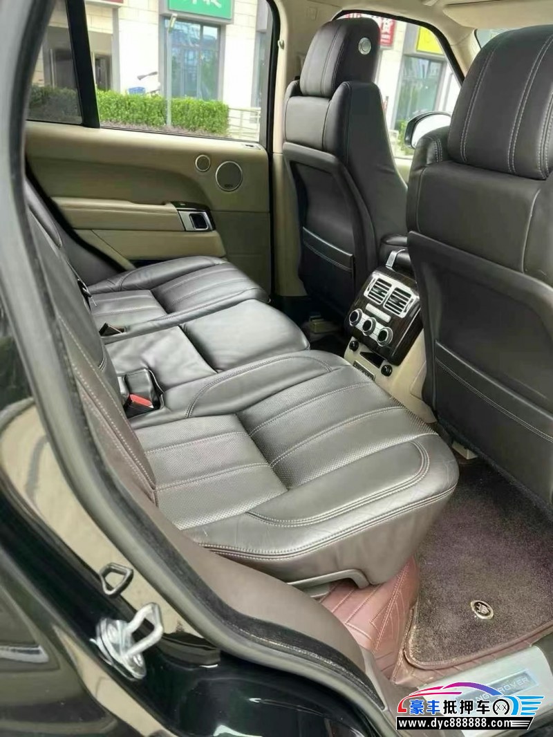 15年路虎揽胜行政轿车抵押车出售