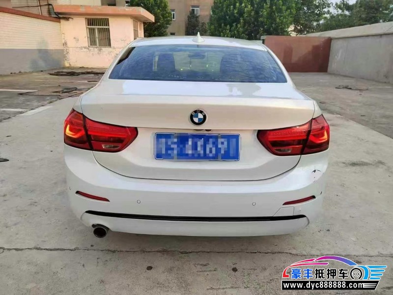 18年宝马1系轿车抵押车出售