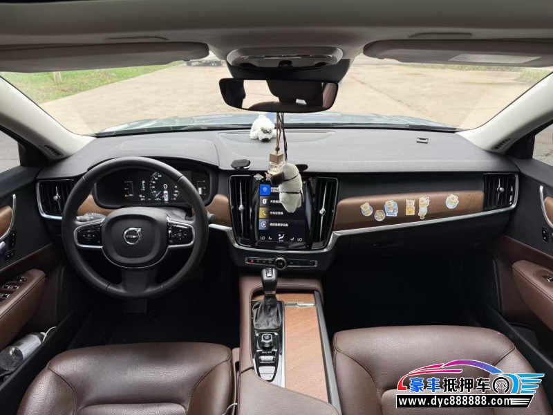 19年沃尔沃S90轿车抵押车出售