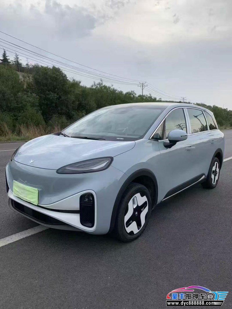 25年极狐考拉轿车抵押车出售