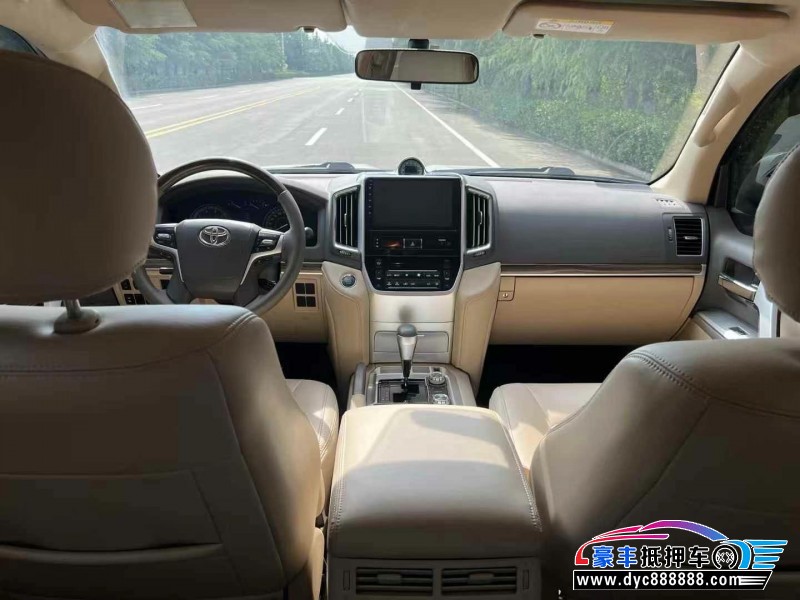 15年丰田兰德酷路泽（陆巡）轿车抵押车出售