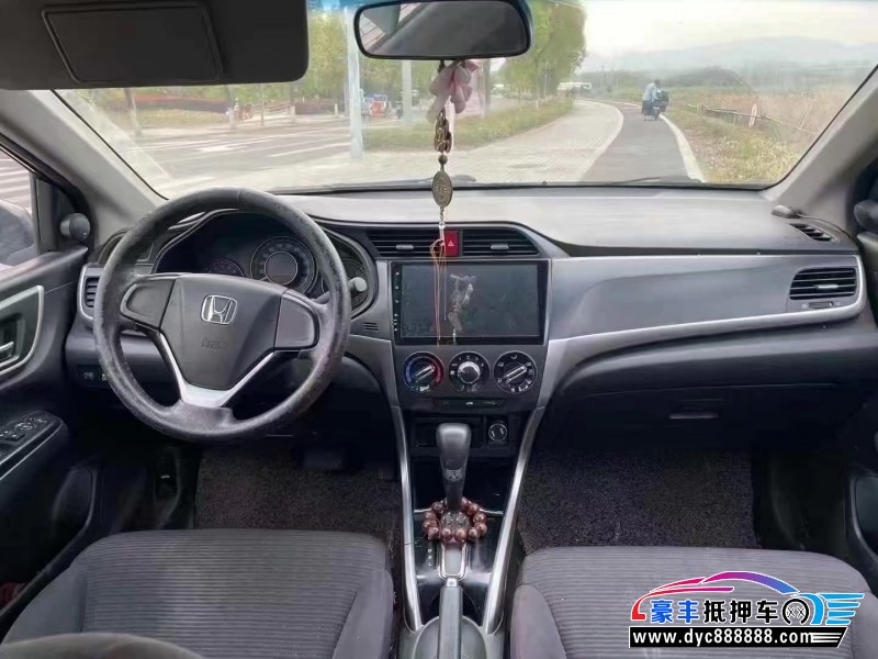 17年本田凌派轿车抵押车出售