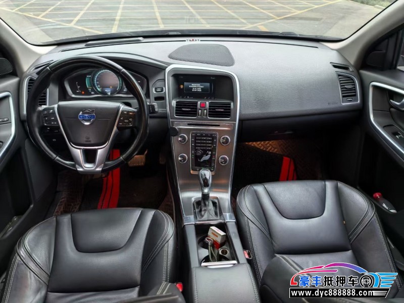 15年沃尔沃XC60轿车抵押车出售