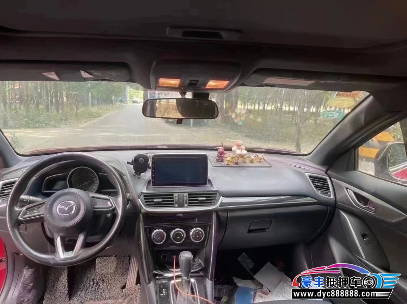 18年马自达CX-4轿车抵押车出售