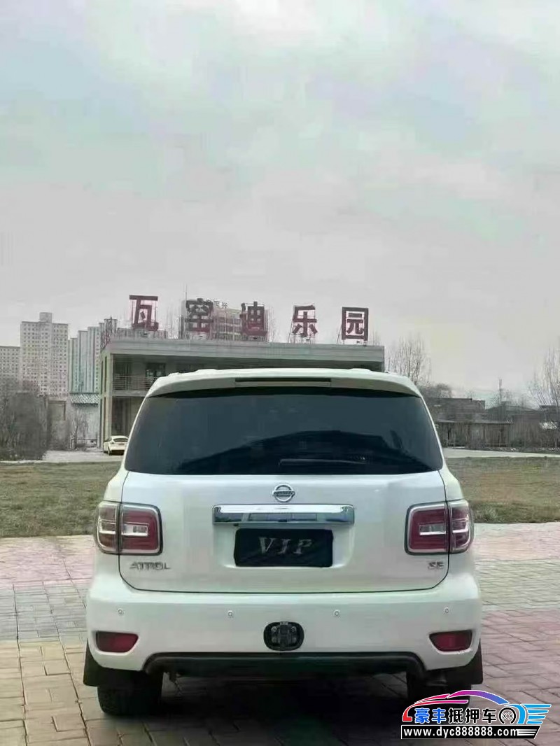 17年日产途乐轿车抵押车出售