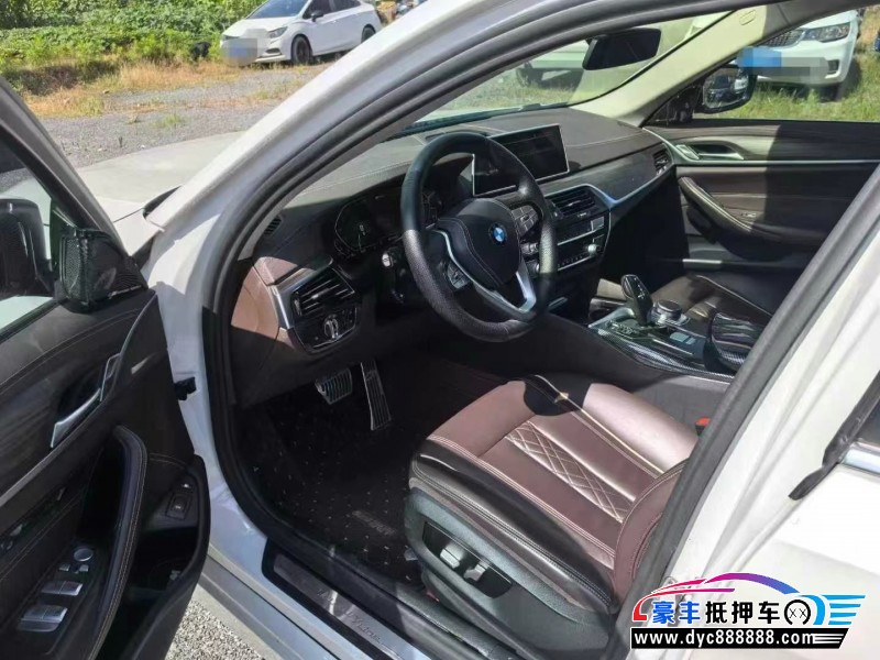 20年宝马5系轿车抵押车出售