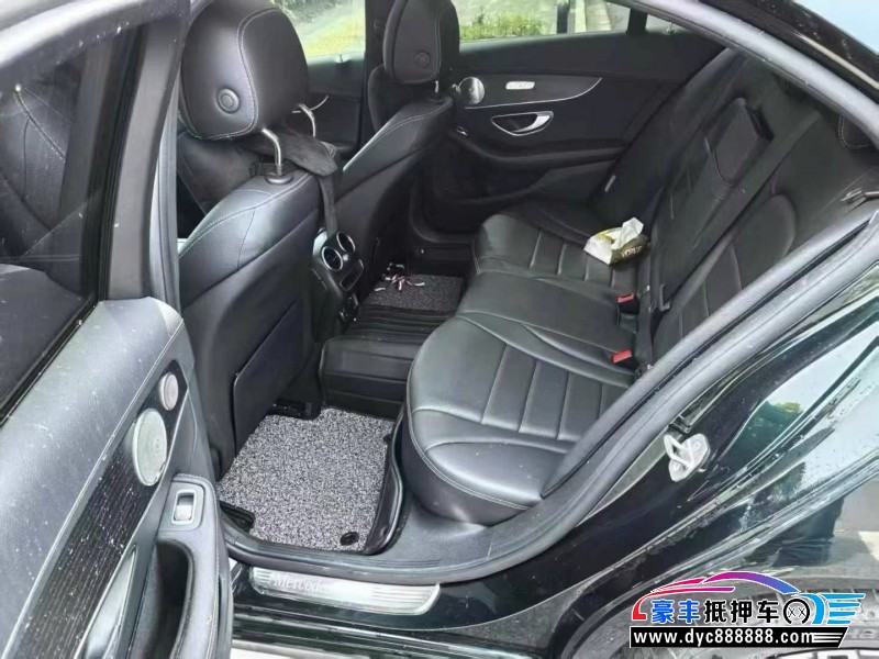 21年奔驰C轿车抵押车出售