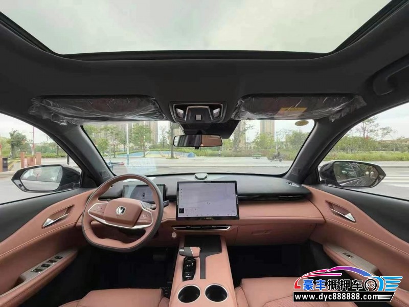 25年长安长安UNI轿车抵押车出售