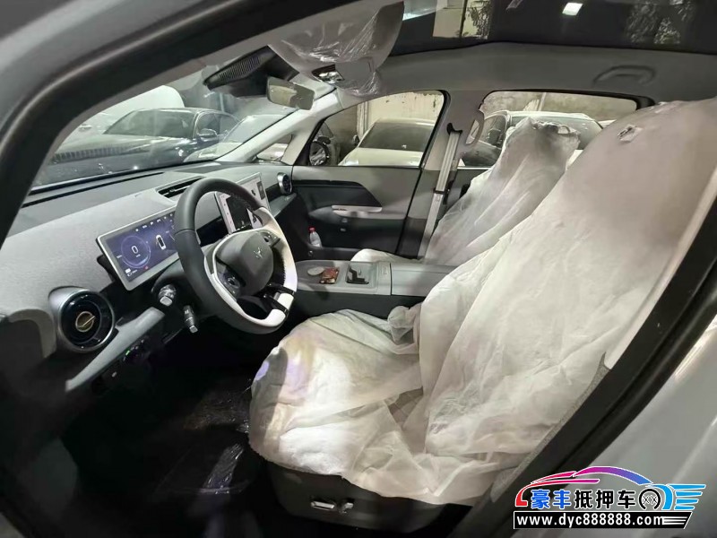 25年极狐考拉轿车抵押车出售